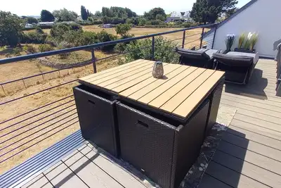 Image de Appartement avec terrasse petite vue mer