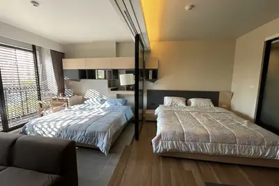 Image de 10 mins to Terminal21! 4 Pax Group condo with Pool&Gym