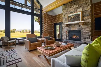 Fennario Cabin | Bronze Buffalo Ranch
