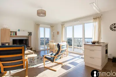 Image de Appartement  climatisé avec piscine, garage dans une résidence de standing