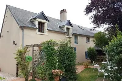 Cottage 197m2 10p 4Ch Piscine chauffée partagée parc 750m2 Vignoble Sancerre 18