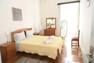 WelcomeBuddy - White House - Historical & City Centre