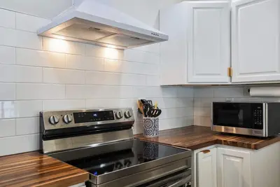 Image de Bright, Airy Apartment in a Central Location