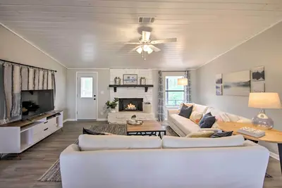 Image de Lake View & Decks: Pet-Friendly Mabank Home