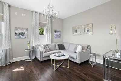 Image de Beautiful Victorian, Amazing View!