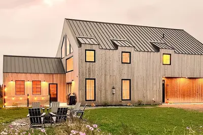 Image de Luxury Beach House With Hot Tub, Minutes to Beach & Crowbush Golf Course