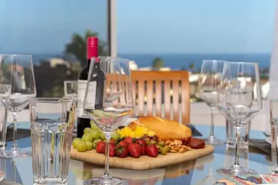 Image de Private Beach, Pool, Ocean View