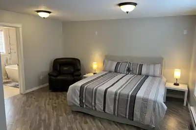 Image de 31 Cherry Lane - Large Home - Cozy Spaces - Lots Of Options