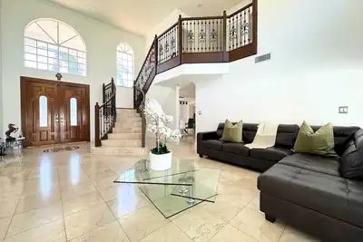 Image de Luxurious and Spacious House - 4/3 - Pool Bbq