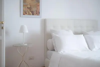 Historic apartment near St. Peter's and the Vatican museums. Metro 2min walk