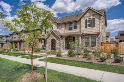 3 bedroom in Incredible Saddle Rock Area