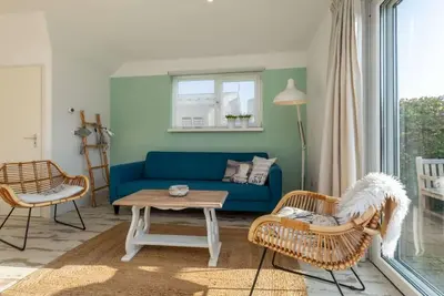 Image de Maison de vacances avec terrasse ensoleillée