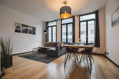 Image de Cozy 1-Br Antwerp Gem + Free parking