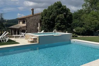 Image de Cozy apartment in a villa with pool surrounded by olive trees in Todi- Leccio