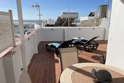 Image de Very nice apartment with private roof terrace and sea views in Conil old town