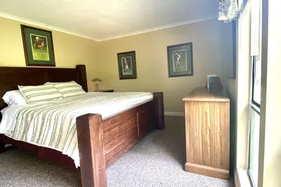 Image de Tranquil Condo overlooking Waterfront and Golf Course