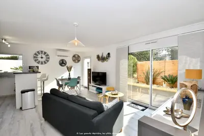 Image de Appartement (classé 4*) centre proche marché, parking, jardin, climatisation