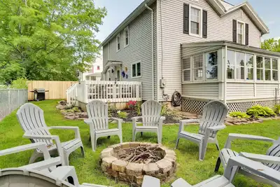 Sodus Point Home - Walkable to Beach!
