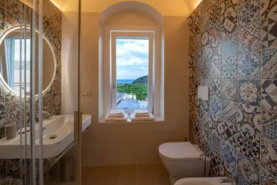 Image de Junno Palace - Mono 3