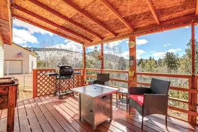 Image de Colorado Vacation Rental w/ Deck & Mtn Views