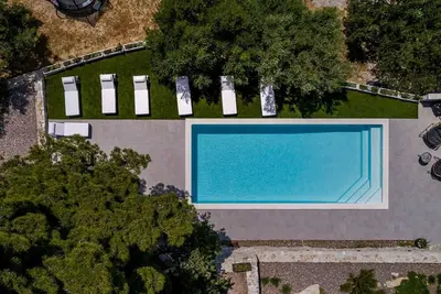 Luxurious villa with a pool in Kaštela