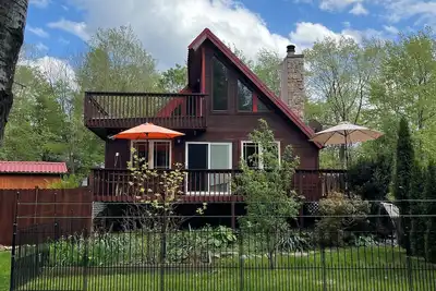 Image de Cozy Lake Escape Near Ski Resort, Game Room Fireplace, Pet Friendly, Fenced Yard