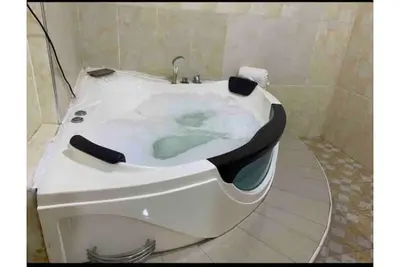 Image de Jacuzzi Penthouse @ West Hills