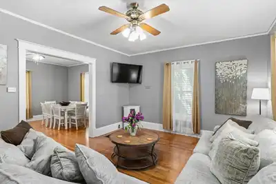 Image de Timelessly restored home - entirely yours to enjoy