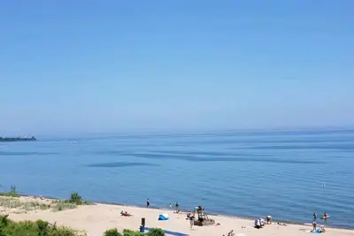 Image de The Beach Haven at Michigan Blvd.