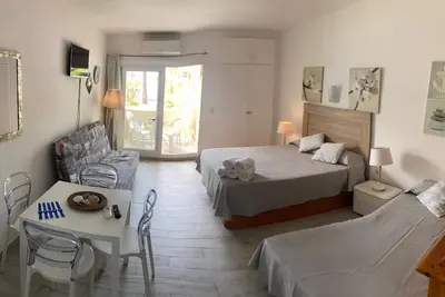 Image de Benal Beach resort, pools&slides are already open