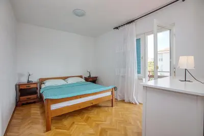 Image de Appartement de deux chambres prés de la plage Zaboric, Sibenik (A-20082-e)