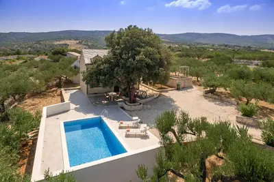 Image de Villa de charme avec piscine
