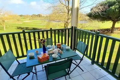 Image de Appartement 2/4 personnes, vue golf et nature, accès gratuit parc aquatique