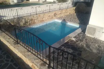 Image de Private house with large courtyard, covered porch and private swimming pool, Budoni centre