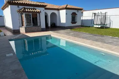 Image de Chalet Espectacular y Amplio en Chiclana de la Frontera