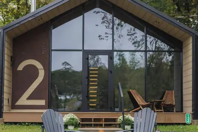 Image de Lakefront Chalet Pocono with Fishing / Paddle Boats