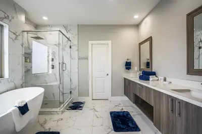 Image de Stop! You found 'The One'!