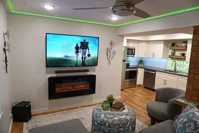 Image de Nature's Best Designer - Amazing Two Person Led Shower!