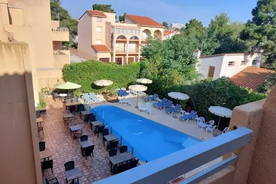 Image de Our beach apartment. Sea view, swimming pool, air condit, beach 2 min walk