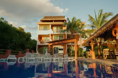 Image de Casa Mimosa-7br 9ba-Private Beach. . . Ask about last minute deals!