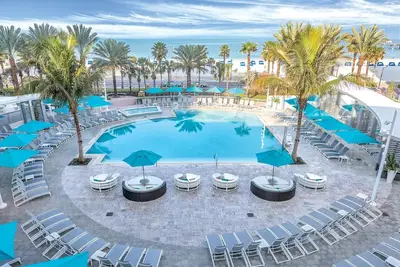 Image de Clearwater Beach prime location with private access to beach