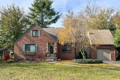 Image de Charming Cottage in Toledo's popular Old Orchard neighborhood!