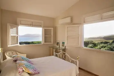 Image de Vue sur mer Ă la Villa Parme