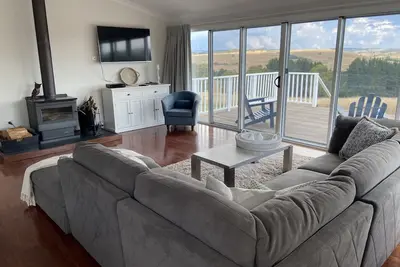 Image de Cosy cottage with stunning views on a working truffle farm!