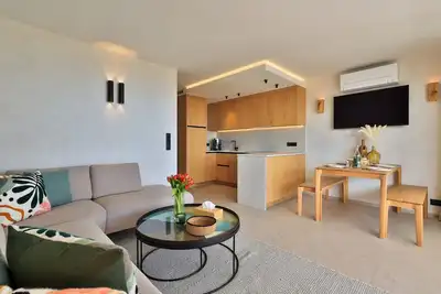 Image de Appartement moderne et élégant pour 4 personnes au Cap Esterel, vue sur la mer
