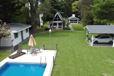 Image de Hermosa Casa Quinta Barrio El Trébol a 17km del Aeropuerto
