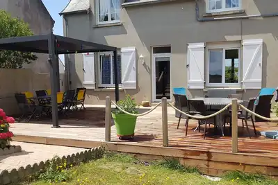 Image de A 600m de la plage de Morgat 5 Chambres, 10 personnes, terrasse 60m² plein Sud!