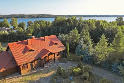 Image de Comfortable vacation home with lots of privacy near a huge lake