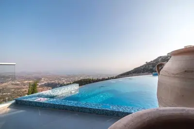Image de Oceania -Modern villa with infinity pool