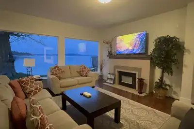 Image de Beach Villa: direct access to the beach, games and fun stay
